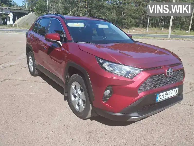 Позашляховик / Кросовер Toyota RAV4 2019 2 л. Автомат обл. Черкаська, Черкаси - Фото 1/21