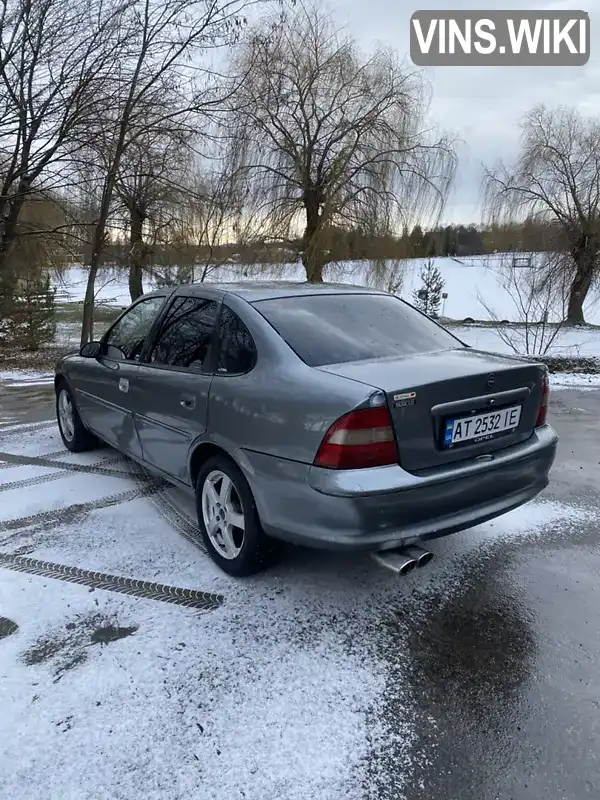 W0L000036T1206613 Opel Vectra 1996 Седан 2 л. Фото 4