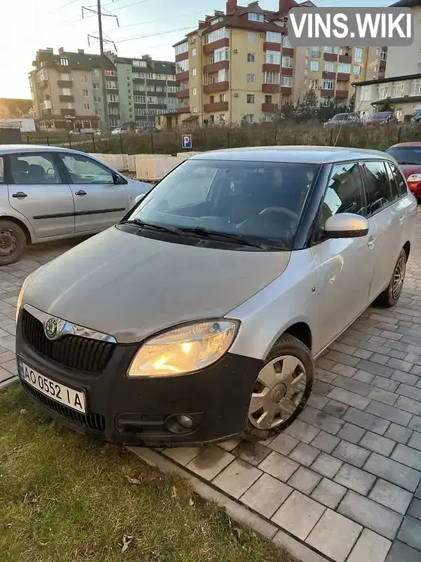 Універсал Skoda Fabia 2010 1.4 л. Ручна / Механіка обл. Закарпатська, Ужгород - Фото 1/7