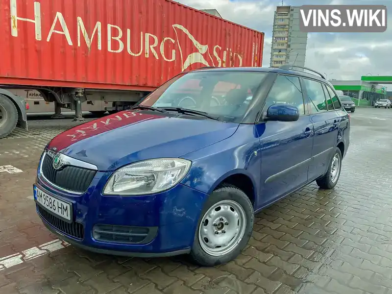 Универсал Skoda Fabia 2009 1.6 л. Ручная / Механика обл. Житомирская, Житомир - Фото 1/21