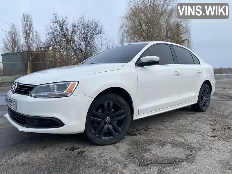 Седан Volkswagen Jetta 2012 2.48 л. Автомат обл. Киевская, Мироновка - Фото 1/14