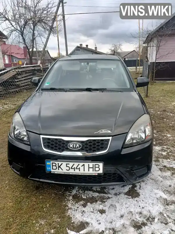 Хэтчбек Kia Rio 2010 1.4 л. Ручная / Механика обл. Ровенская, Ровно - Фото 1/14