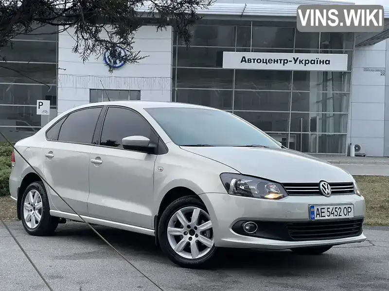 Седан Volkswagen Polo 2011 1.6 л. Автомат обл. Дніпропетровська, Дніпро (Дніпропетровськ) - Фото 1/21