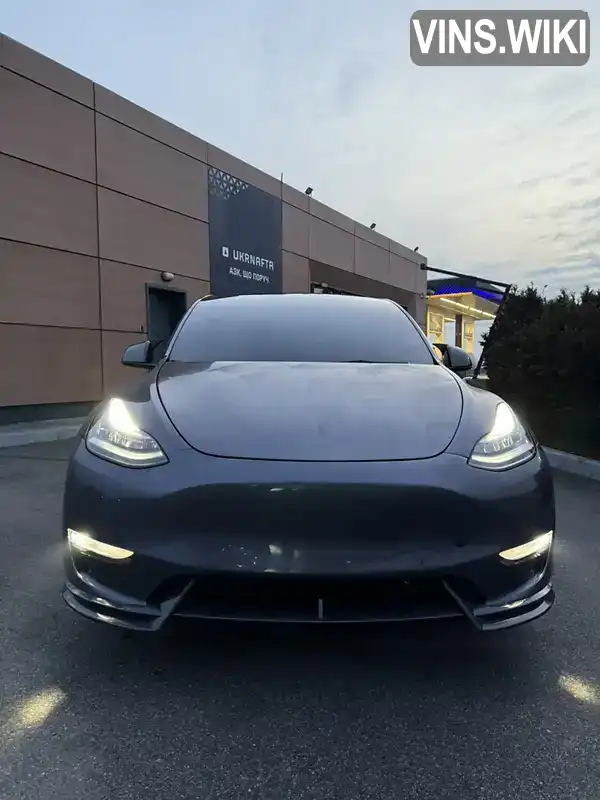 Внедорожник / Кроссовер Tesla Model Y 2021 null_content л. Автомат обл. Днепропетровская, Днепр (Днепропетровск) - Фото 1/20