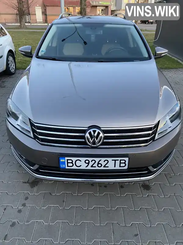 Универсал Volkswagen Passat 2011 1.97 л. Автомат обл. Черновицкая, Кицмань - Фото 1/21