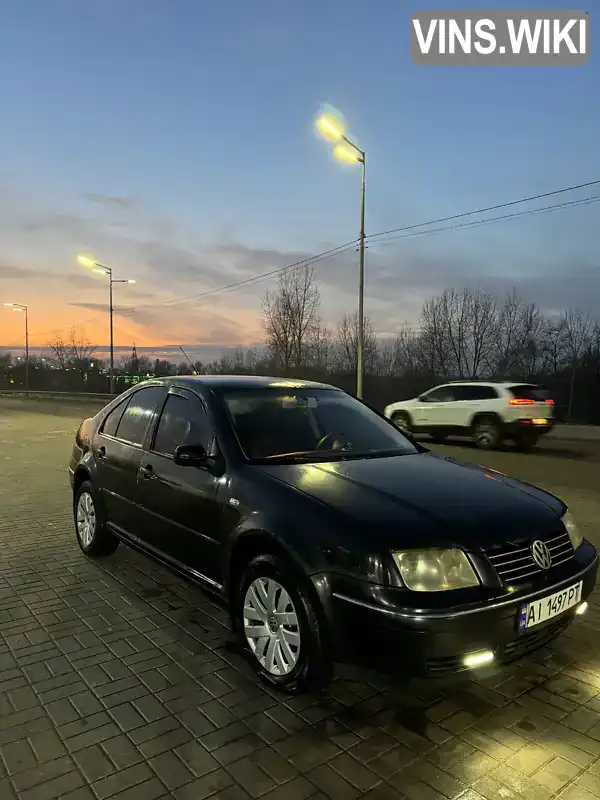 Седан Volkswagen Bora 2003 2 л. Ручна / Механіка обл. Київська, Київ - Фото 1/21