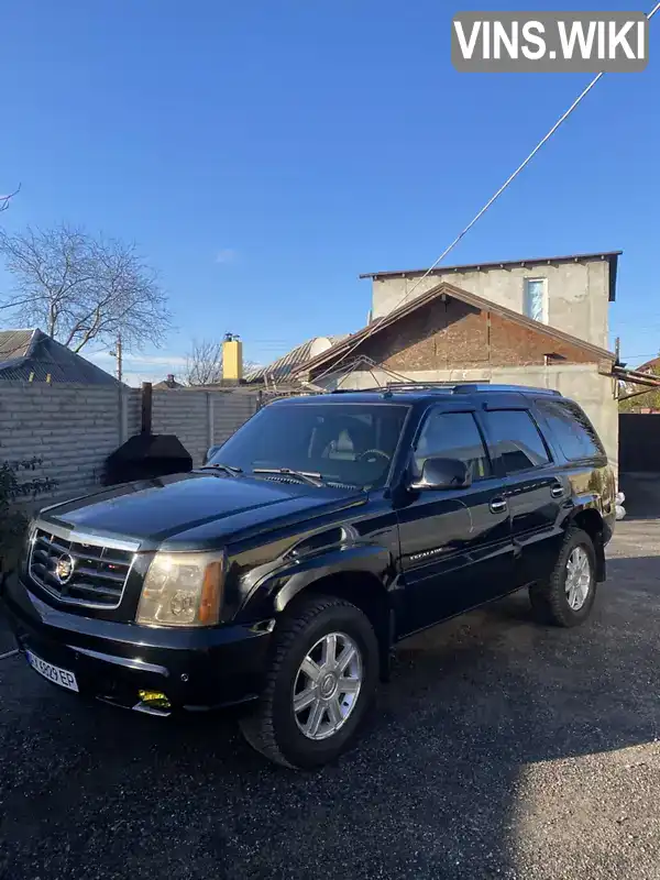 Позашляховик / Кросовер Cadillac Escalade 2002 6 л. Автомат обл. Харківська, Харків - Фото 1/21