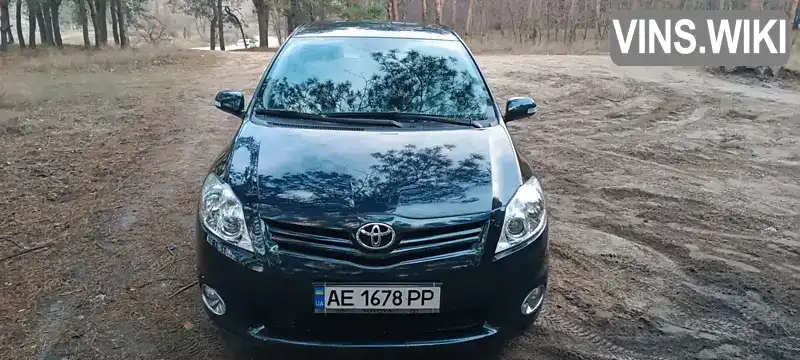 Хэтчбек Toyota Auris 2012 1.6 л. Автомат обл. Днепропетровская, Каменское (Днепродзержинск) - Фото 1/21