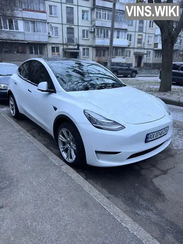 5YJYGDEE8MF269638 Tesla Model Y 2021 Позашляховик / Кросовер  Фото 2