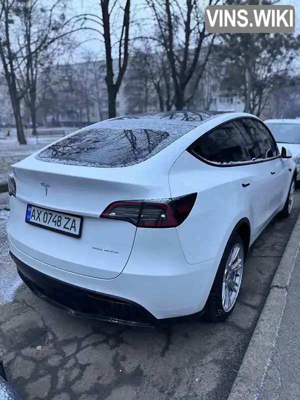 5YJYGDEE8MF269638 Tesla Model Y 2021 Позашляховик / Кросовер  Фото 4