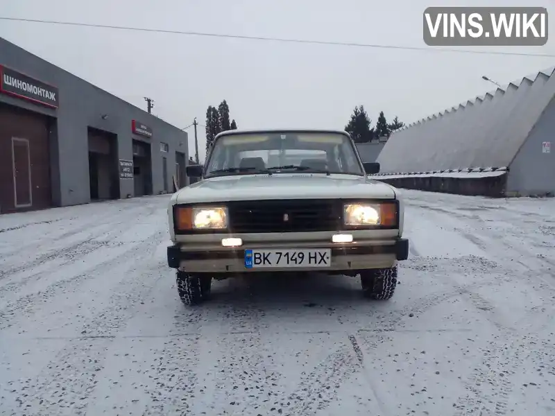 Седан ВАЗ / Lada 2105 1993 1.45 л. Ручна / Механіка обл. Рівненська, Рівне - Фото 1/9