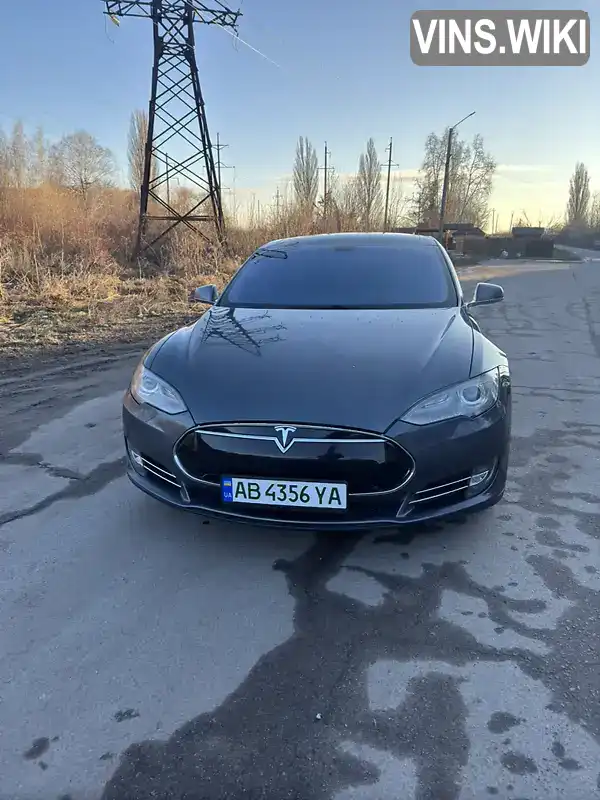 5YJSA1H10EFP38673 Tesla Model S 2014 Лифтбек  Фото 1