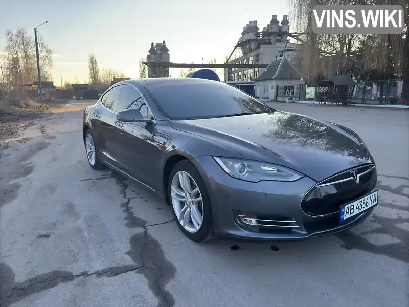 5YJSA1H10EFP38673 Tesla Model S 2014 Лифтбек  Фото 7