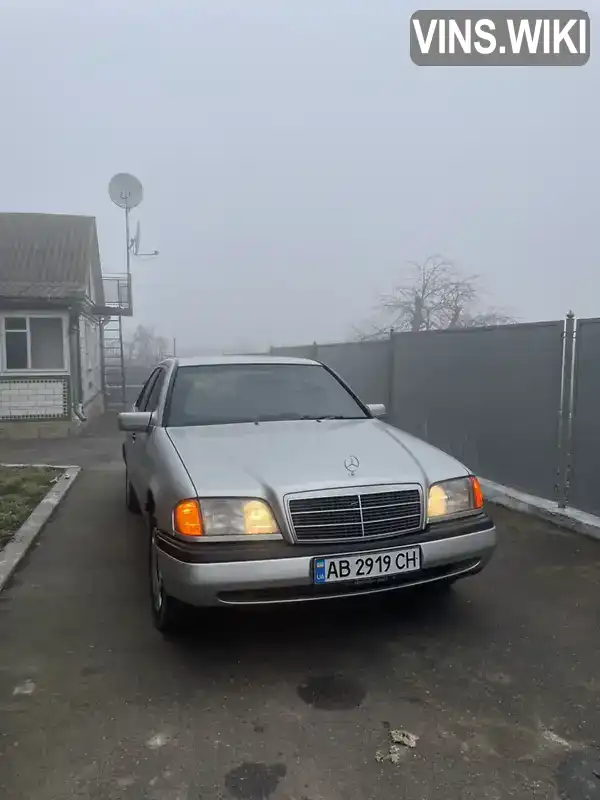 Седан Mercedes-Benz C-Class 1995 2 л. Ручна / Механіка обл. Вінницька, Шаргород - Фото 1/14