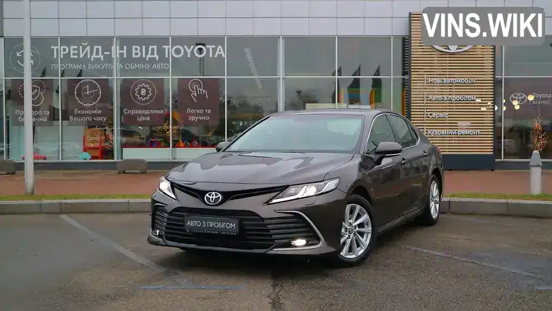 Седан Toyota Camry 2023 2.49 л. Автомат обл. Київська, Київ - Фото 1/21