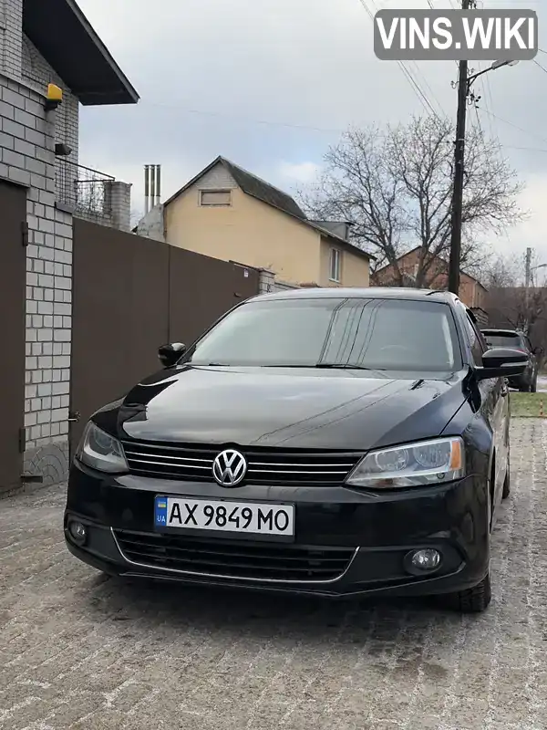 Седан Volkswagen Jetta 2013 1.8 л. Автомат обл. Харьковская, Харьков - Фото 1/21