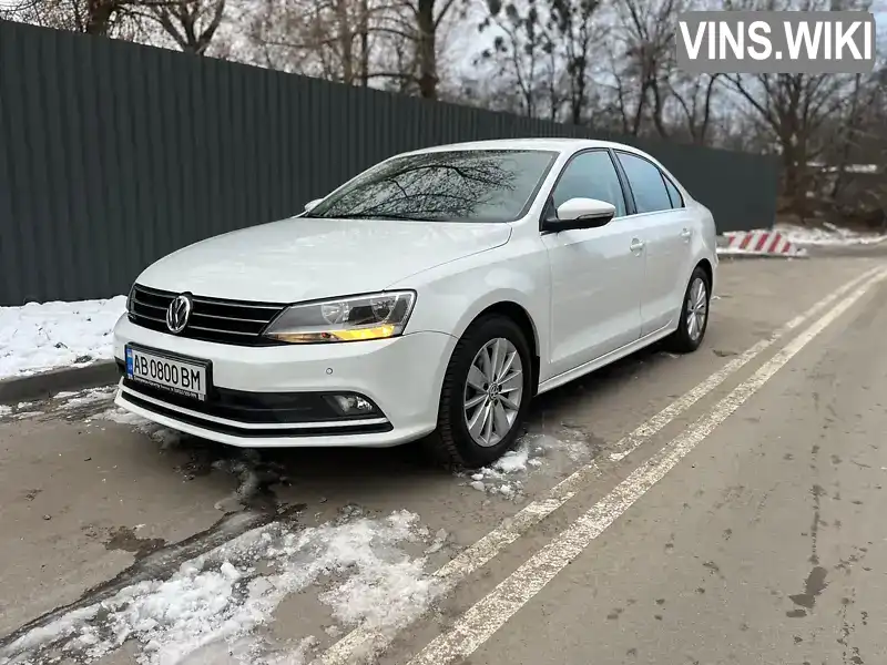 Седан Volkswagen Jetta 2016 1.6 л. Автомат обл. Киевская, Киев - Фото 1/21