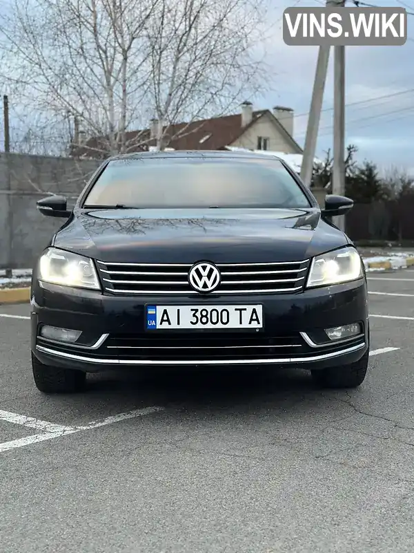 Седан Volkswagen Passat 2011 1.8 л. Автомат обл. Киевская, Вышневое - Фото 1/21