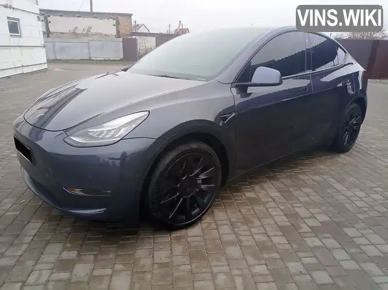 Внедорожник / Кроссовер Tesla Model Y 2021 null_content л. Автомат обл. Киевская, Белая Церковь - Фото 1/12