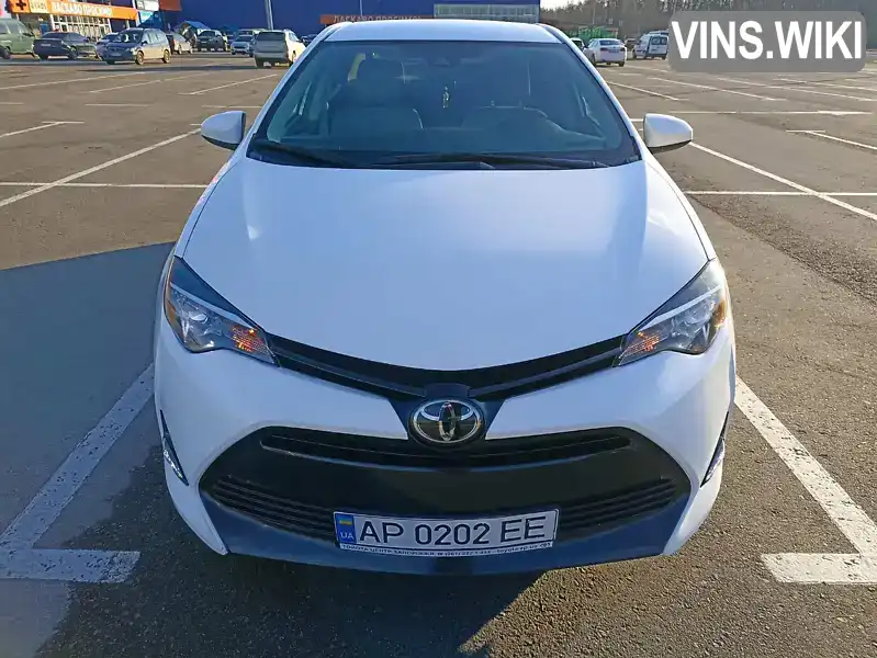 Хэтчбек Toyota Corolla 2018 1.8 л. Вариатор обл. Запорожская, Запорожье - Фото 1/12