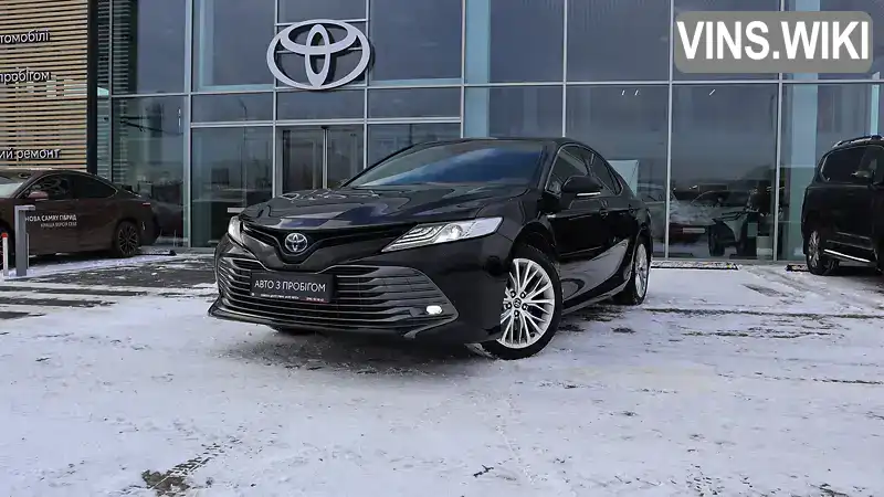 Седан Toyota Camry 2020 2.49 л. Автомат обл. Ровенская, Ровно - Фото 1/21