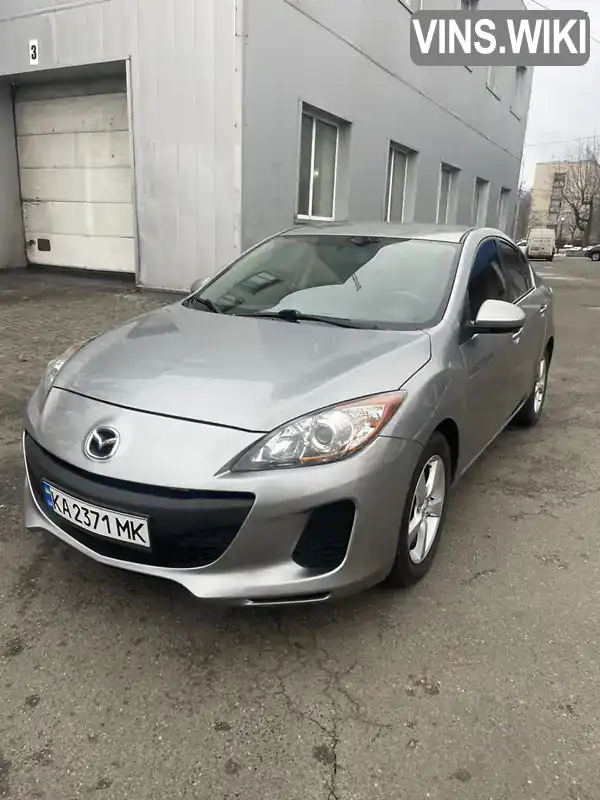 Седан Mazda 3 2013 2 л. Автомат обл. Київська, Київ - Фото 1/19