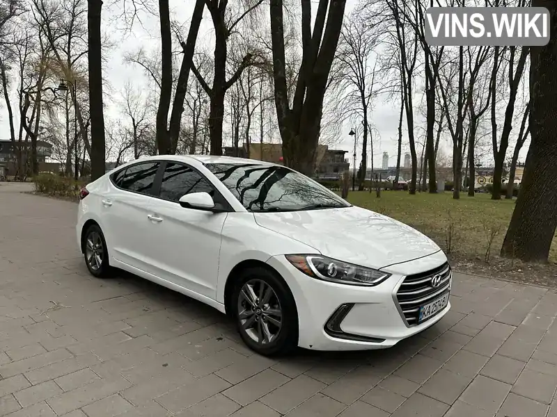 Седан Hyundai Elantra 2016 2 л. Автомат обл. Київська, Київ - Фото 1/18