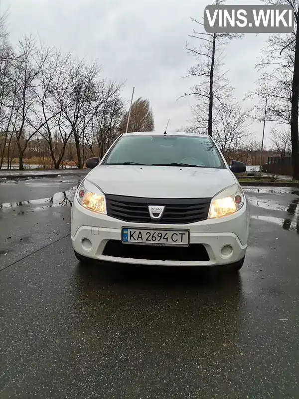 Хэтчбек Dacia Sandero 2009 1.4 л. Ручная / Механика обл. Киевская, Киев - Фото 1/9