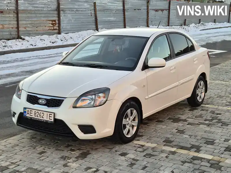 Седан Kia Rio 2011 1.4 л. Ручна / Механіка обл. Вінницька, Вінниця - Фото 1/21