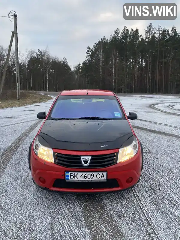 Хэтчбек Dacia Sandero 2011 1.2 л. Ручная / Механика обл. Ровенская, Сарны - Фото 1/15