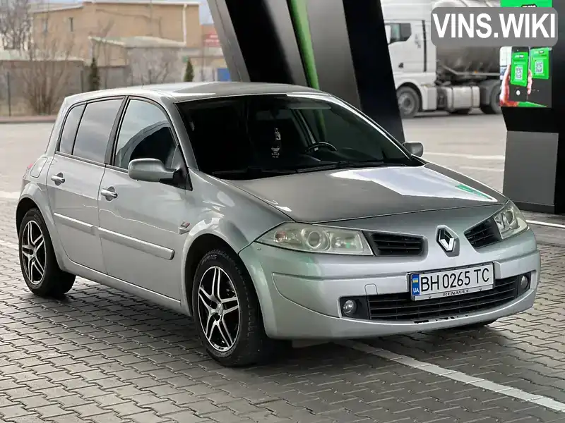 Хетчбек Renault Megane 2007 1.6 л. Ручна / Механіка обл. Одеська, Одеса - Фото 1/21