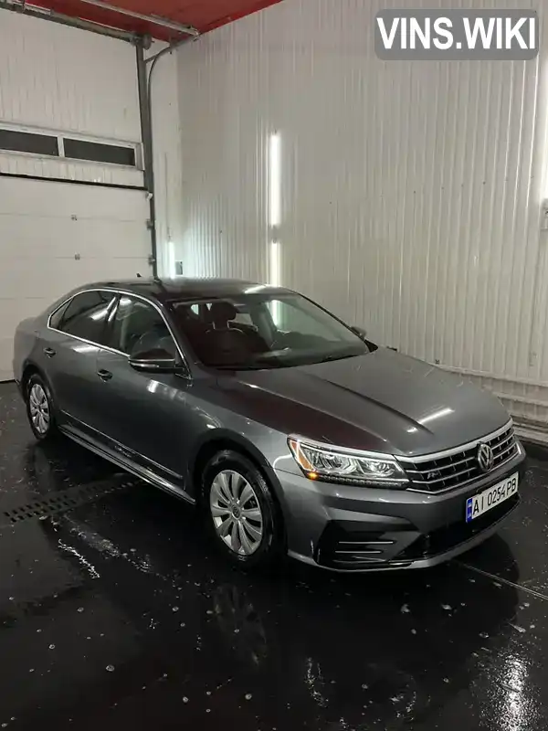 Седан Volkswagen Passat 2016 1.8 л. Автомат обл. Київська, Українка - Фото 1/21