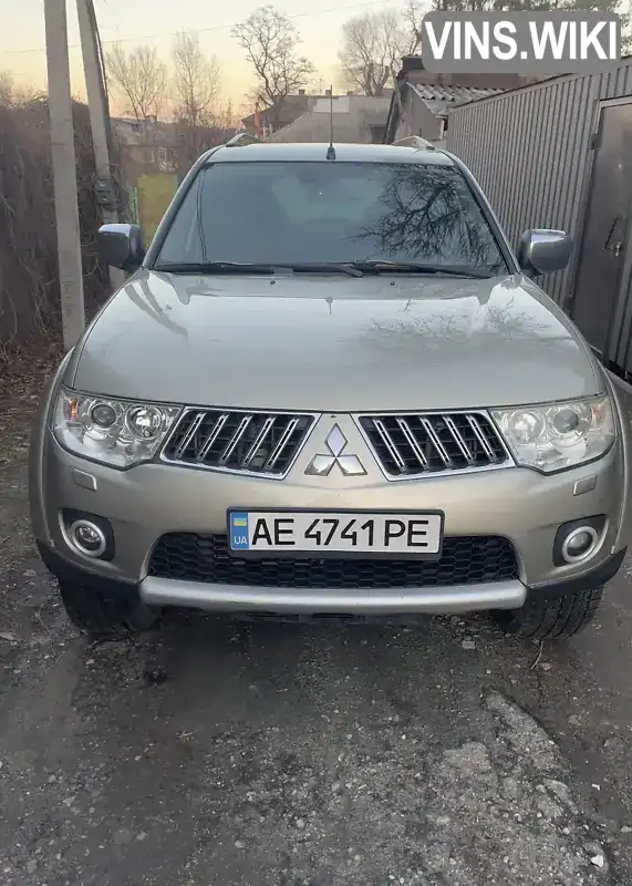 Позашляховик / Кросовер Mitsubishi Pajero Sport 2012 2.48 л. обл. Дніпропетровська, Дніпро (Дніпропетровськ) - Фото 1/5