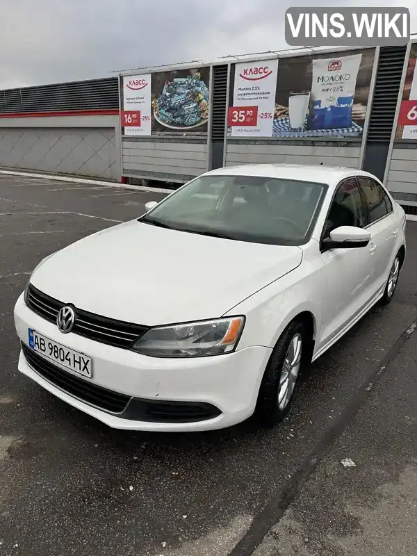 Седан Volkswagen Jetta 2012 2.48 л. Автомат обл. Харьковская, Харьков - Фото 1/19