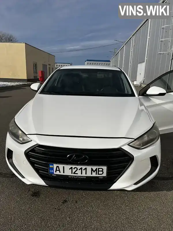 Седан Hyundai Elantra 2017 2 л. Автомат обл. Киевская, Борисполь - Фото 1/13