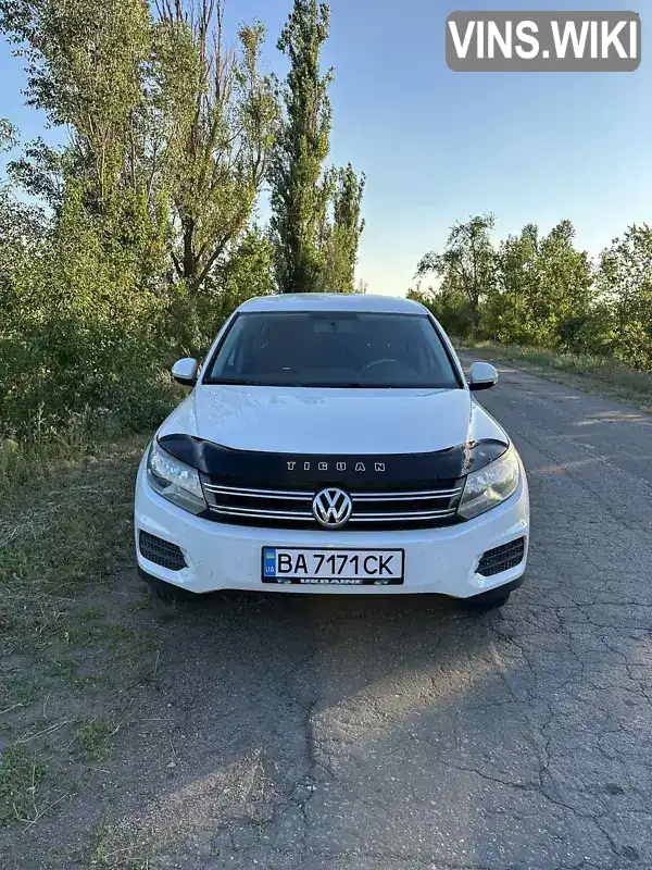 Позашляховик / Кросовер Volkswagen Tiguan 2013 1.98 л. Автомат обл. Кіровоградська, Кропивницький (Кіровоград) - Фото 1/14