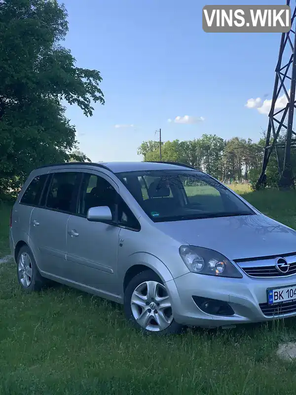 W0L0AHM75B2030033 Opel Zafira 2010 Мінівен  Фото 1