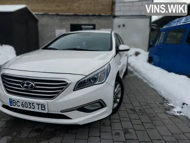 Седан Hyundai Sonata 2016 2 л. Автомат обл. Львовская, Львов - Фото 1/21