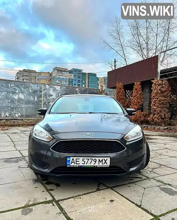 1FADP3K26GL213711 Ford Focus 2016 Хэтчбек 2 л. Фото 1