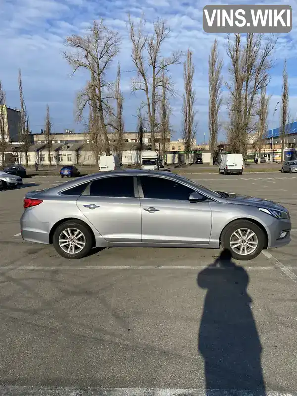 Седан Hyundai Sonata 2015 2 л. Автомат обл. Киевская, Киев - Фото 1/21