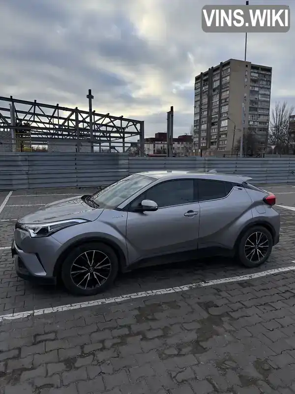 Внедорожник / Кроссовер Toyota C-HR 2017 1.8 л. Автомат обл. Днепропетровская, Кривой Рог - Фото 1/18