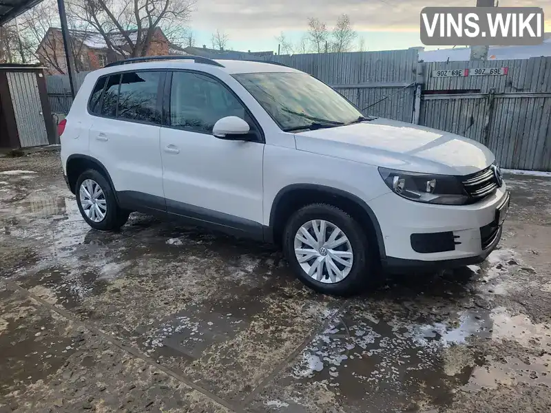 Внедорожник / Кроссовер Volkswagen Tiguan 2013 2 л. Ручная / Механика обл. Ивано-Франковская, Калуш - Фото 1/9