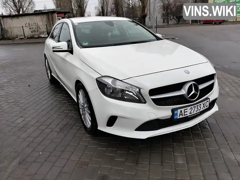 Хэтчбек Mercedes-Benz A-Class 2015 1.5 л. Ручная / Механика обл. Днепропетровская, Днепр (Днепропетровск) - Фото 1/21