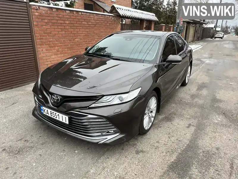 Седан Toyota Camry 2018 2.49 л. Автомат обл. Киевская, Киев - Фото 1/21