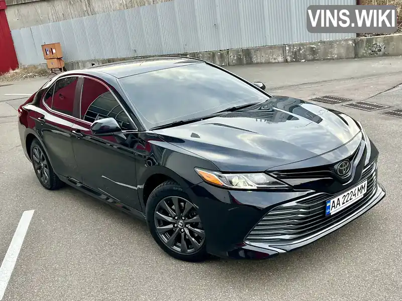 Седан Toyota Camry 2019 2.49 л. Типтроник обл. Киевская, Киев - Фото 1/21