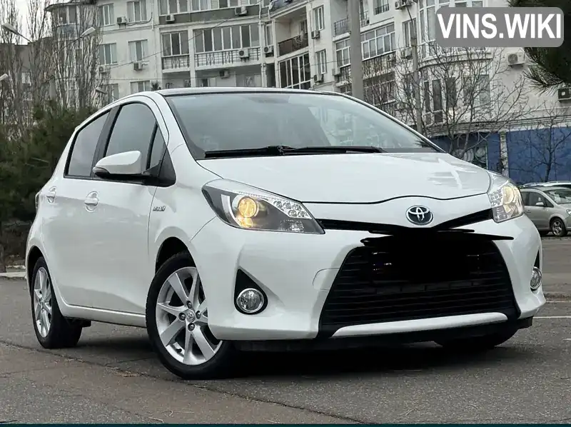 Хэтчбек Toyota Yaris 2012 1.5 л. Автомат обл. Николаевская, Николаев - Фото 1/5