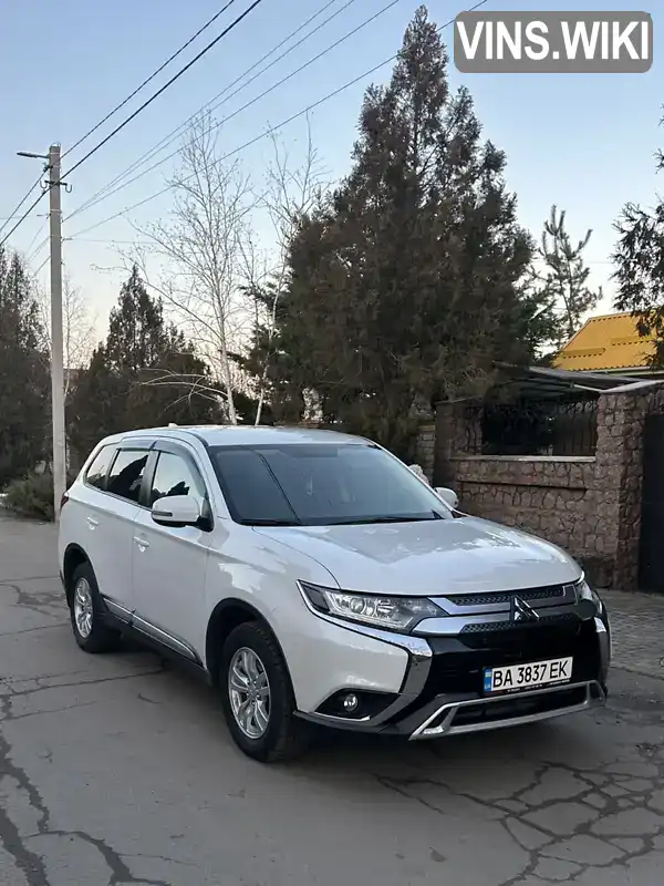 Позашляховик / Кросовер Mitsubishi Outlander 2020 2 л. Варіатор обл. Кіровоградська, Кропивницький (Кіровоград) - Фото 1/21