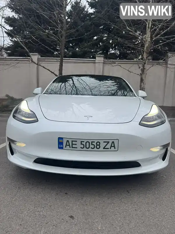 Седан Tesla Model 3 2019 null_content л. обл. Днепропетровская, Днепр (Днепропетровск) - Фото 1/21