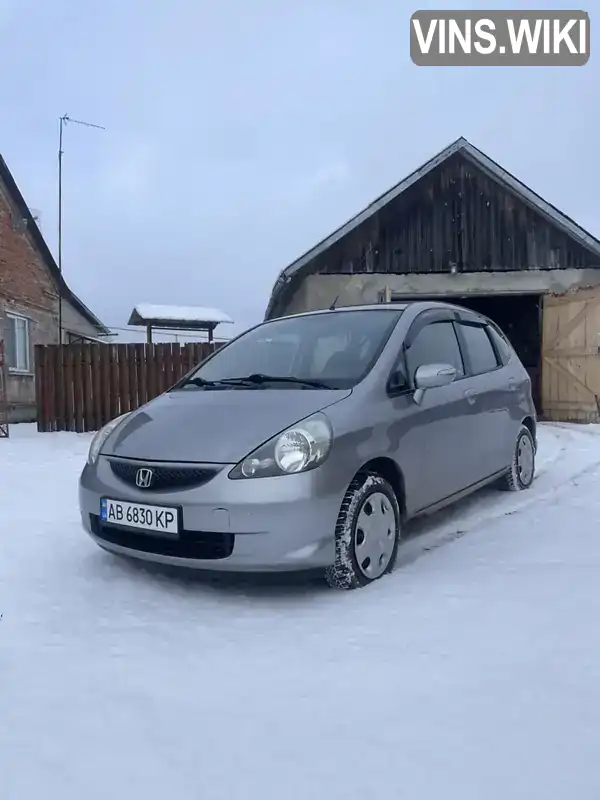 JHMGD18505S250165 Honda Jazz 2005 Хетчбек 1.4 л. Фото 1