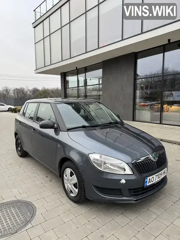 Хэтчбек Skoda Fabia 2010 1.2 л. Ручная / Механика обл. Закарпатская, Ужгород - Фото 1/16